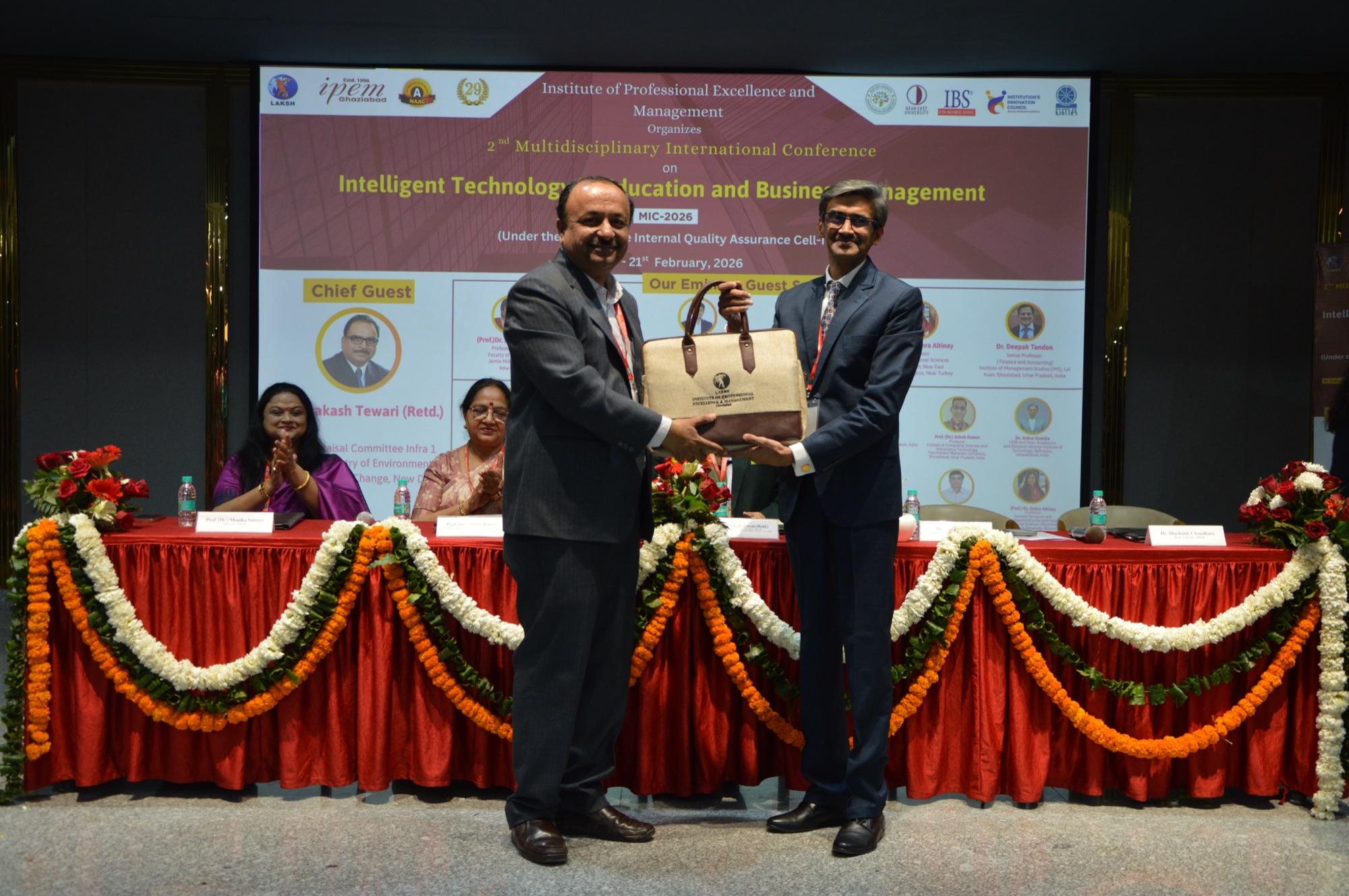 Felicitation of a guest during the inaugural session.