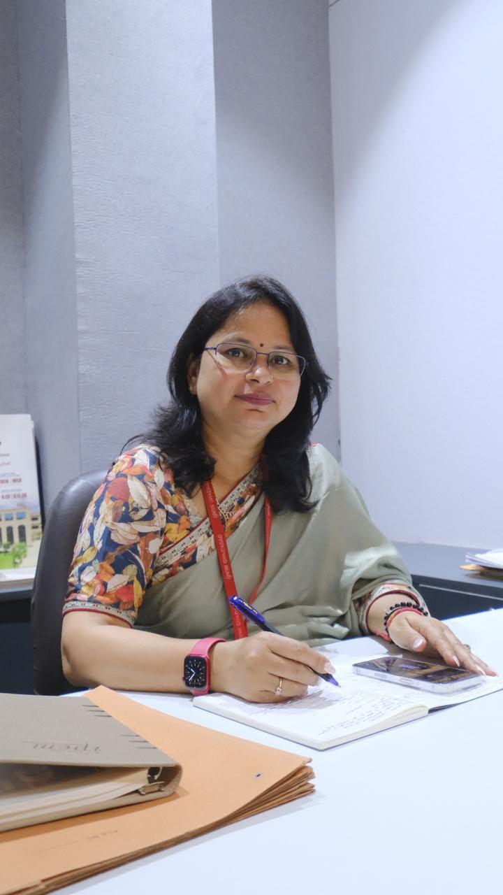 Portrait of Dr. Nishi Sharma